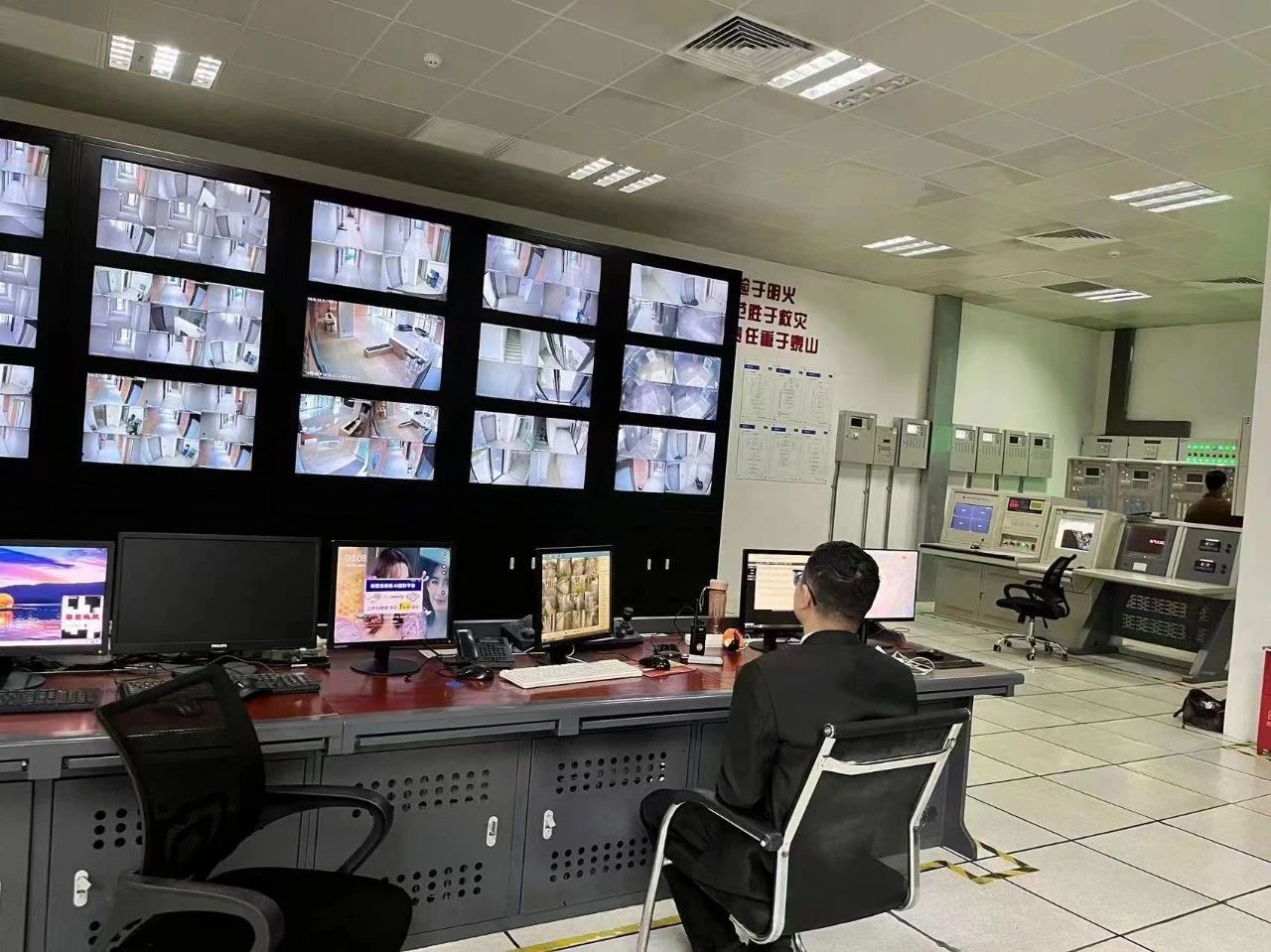 劳动节我在岗，为民服务不打烊