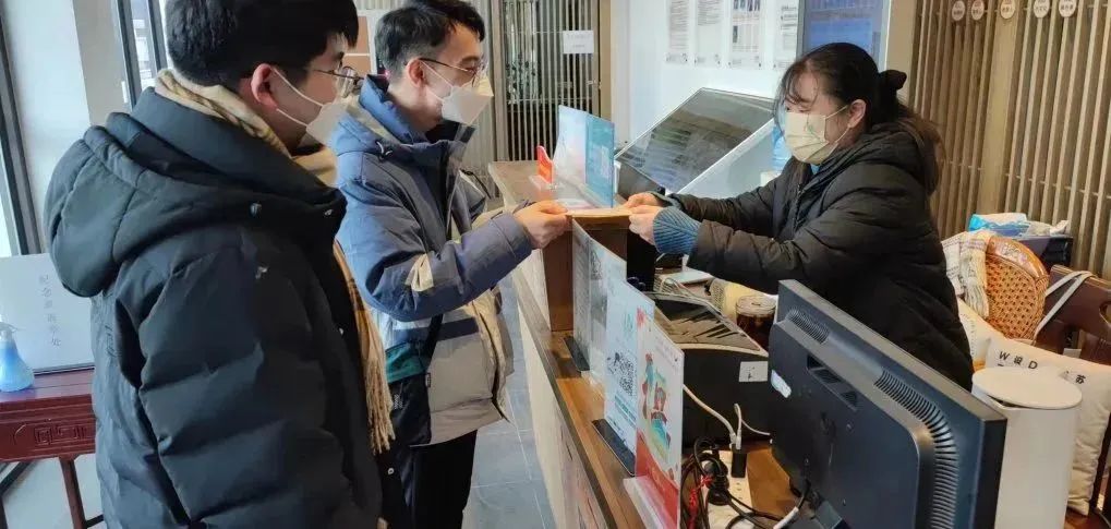 春节坚守我在岗，暖心服务不打烊
