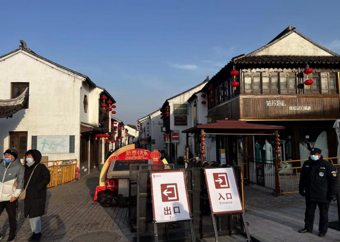 春节坚守我在岗，暖心服务不打烊