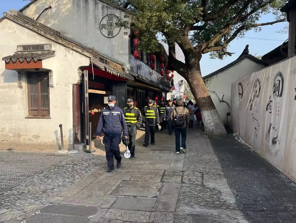 春节我在岗，服务不打烊！