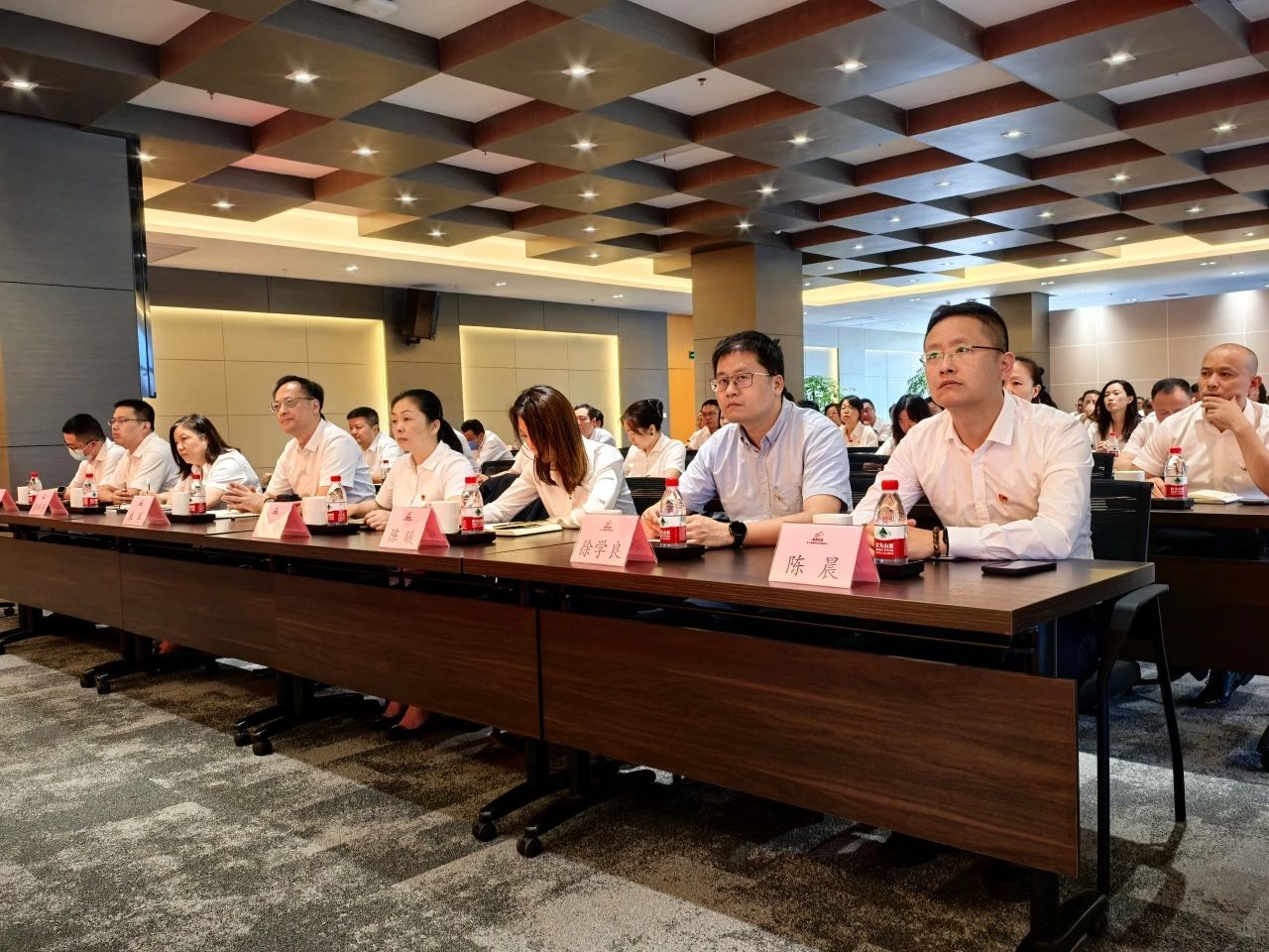 学习贯彻党的二十届三中全会精神区委宣讲团宣讲报告会在姑苏名城建设集团举行